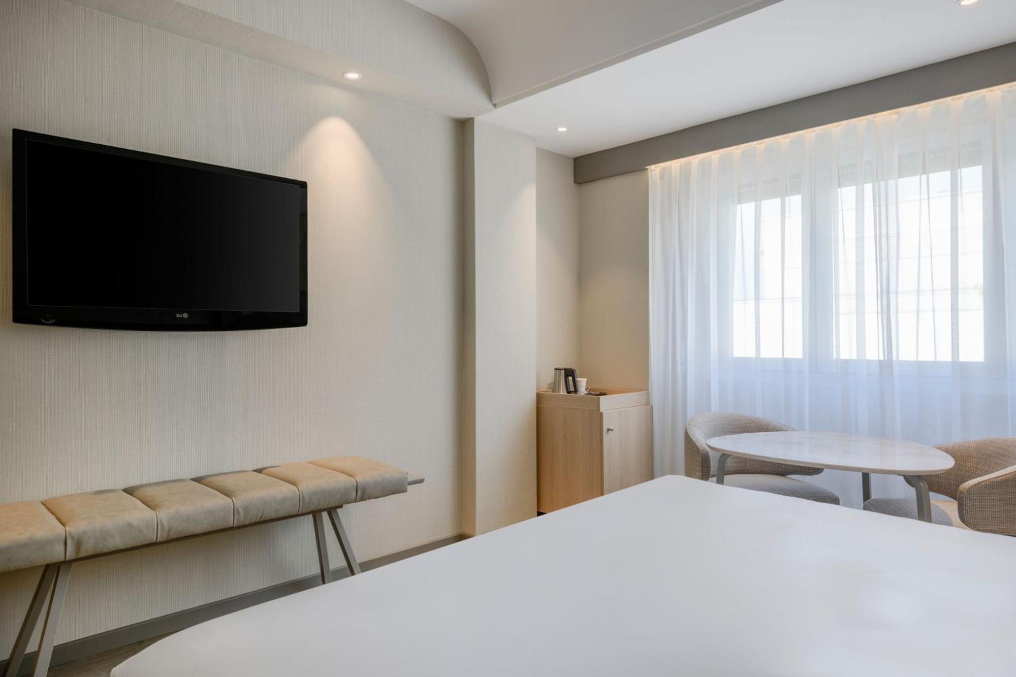 AC Hotel Carlton Madrid Exterior foto