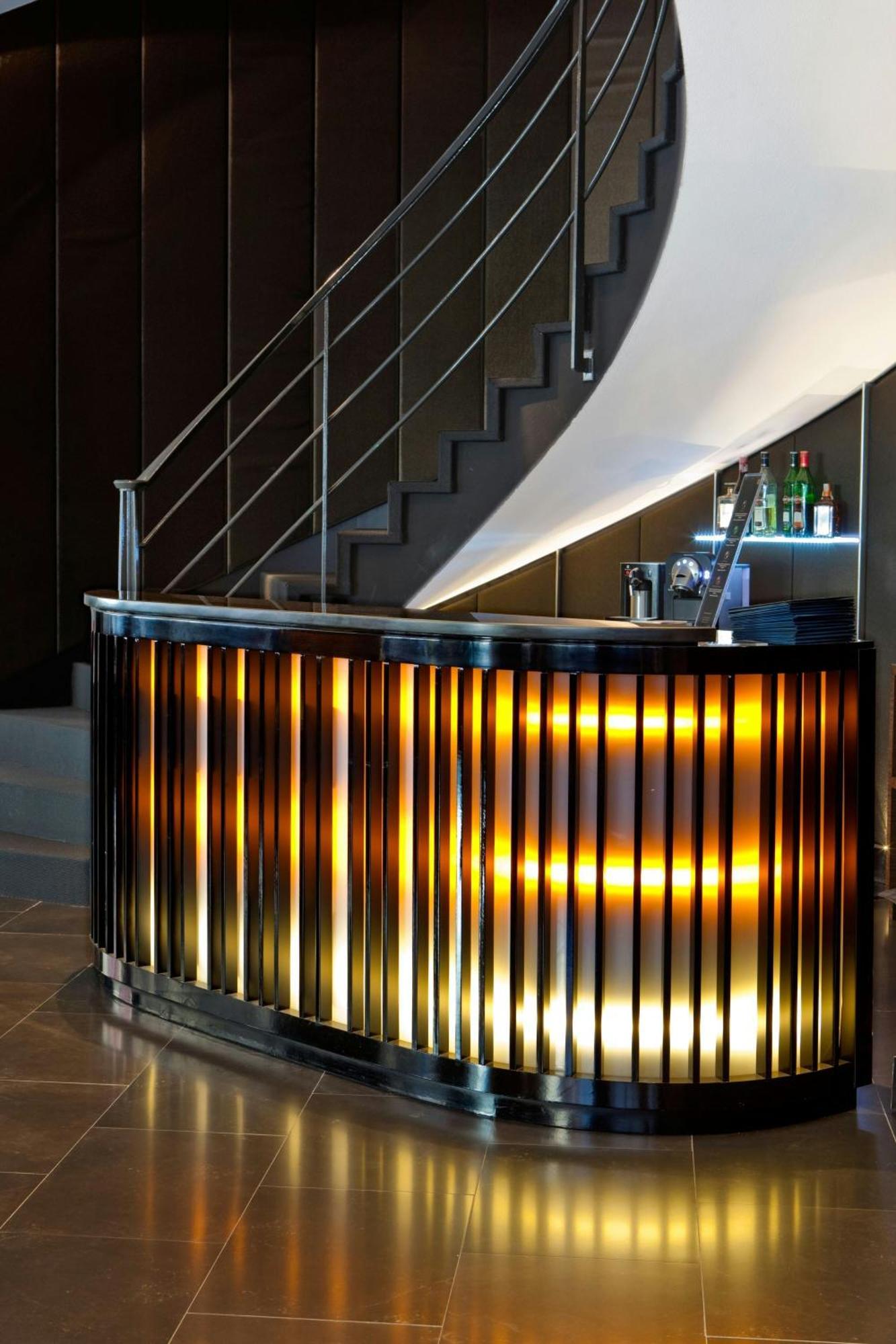 AC Hotel Carlton Madrid Exterior foto
