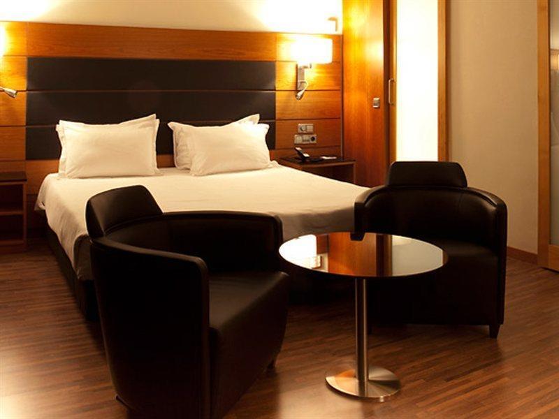 AC Hotel Carlton Madrid Habitación foto